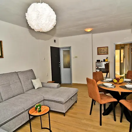 Mario Apartman